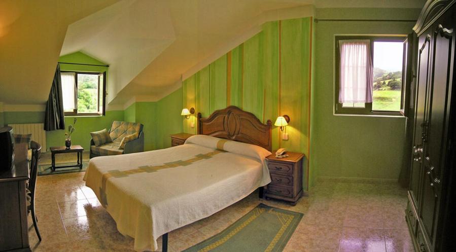 Posada La Anjana Puente Viesgo Room photo