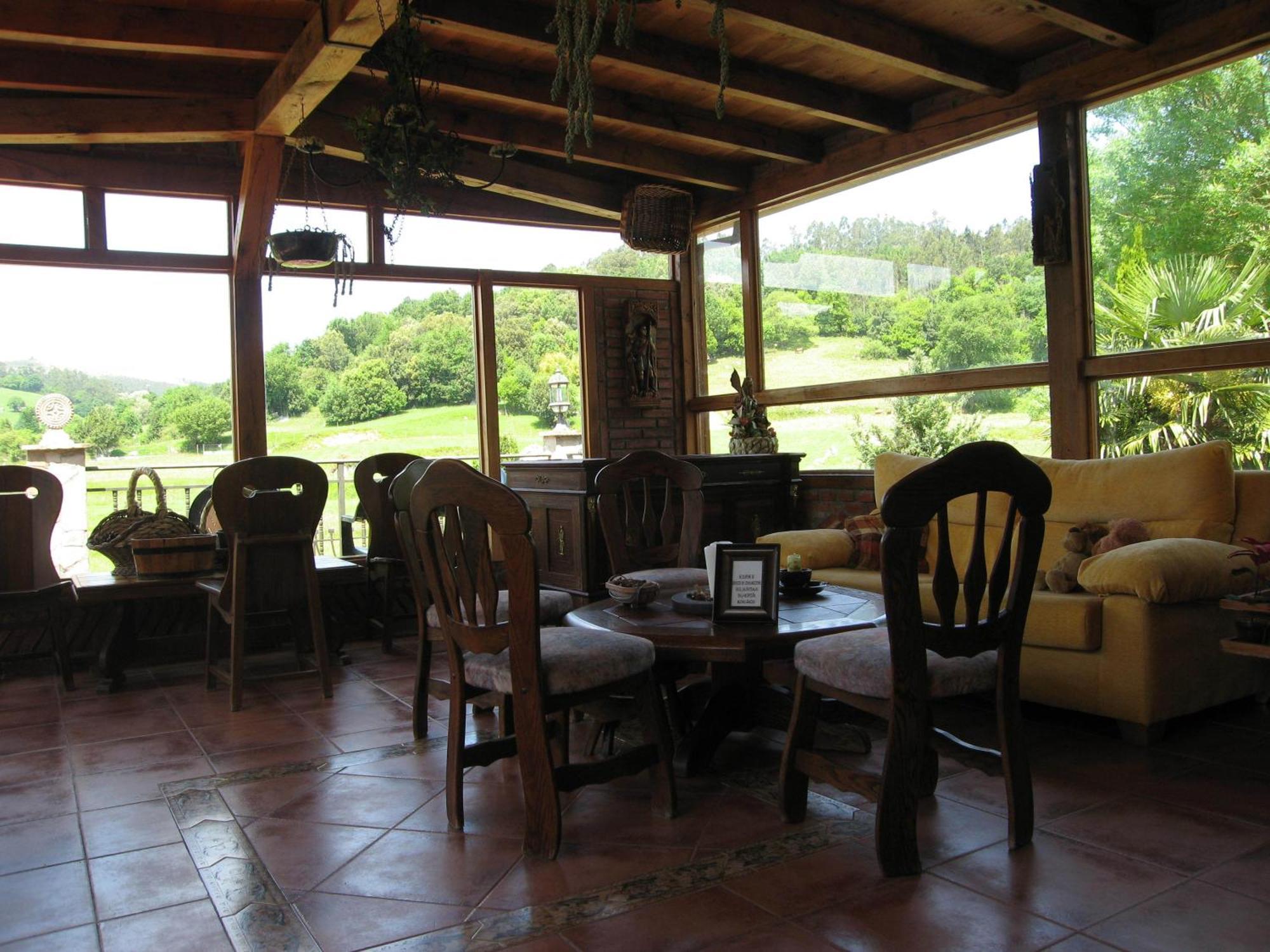 Posada La Anjana Puente Viesgo Exterior photo